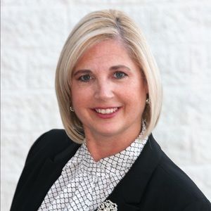 Meet your Posher, Monica